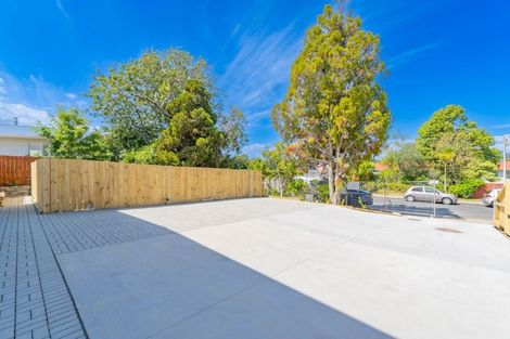 Photo of property in 5/15 Normandy Place, Henderson, Auckland, 0610