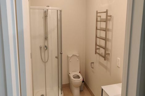 Photo of property in 5 Hazel Glen, Bayview, Auckland, 0629