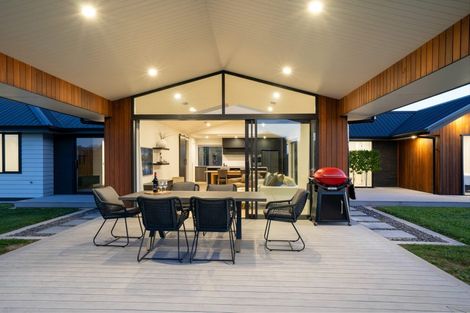 Photo of property in 83 Sunline Drive, Leamington, Cambridge, 3432