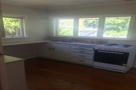 Photo of property in 1/6 Catalina Crescent, Forrest Hill, Auckland, 0620