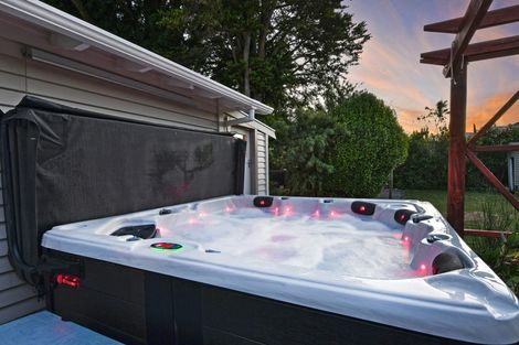 Photo of property in 361 Main Road North, Brown Owl, Upper Hutt, 5018