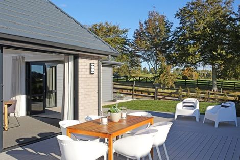 Photo of property in 7 Puhitahi Hill Road, Paerata, Pukekohe, 2124