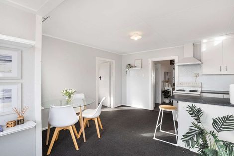 Photo of property in 6 Harper Street, Gonville, Whanganui, 4501