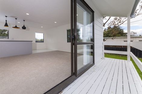 Photo of property in 1/41 Sabulite Road, Kelston, Auckland, 0602