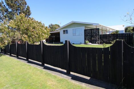 Photo of property in 36 Herrington Street, Foxton, 4814