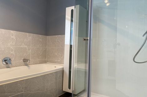 Photo of property in 10 Millcroft Lane, Ranui, Auckland, 0612