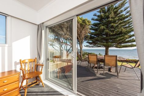 Photo of property in 5 Raebern Lane, Raumati Beach, Paraparaumu, 5032