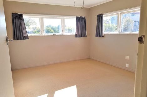 Photo of property in 22 Pine Ridge Terrace, Hauraki, Auckland, 0622