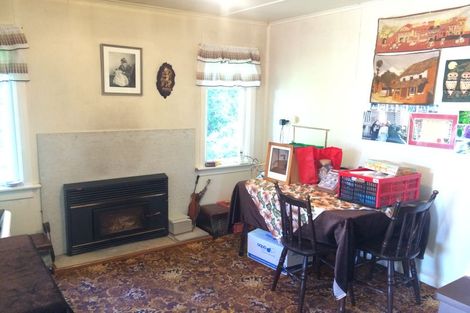 Photo of property in 1 Hellyer Street, Macandrew Bay, Dunedin, 9014