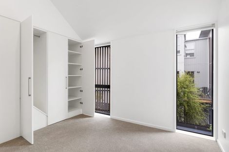 Photo of property in 4/7 Grove Road, Addington, Christchurch, 8024