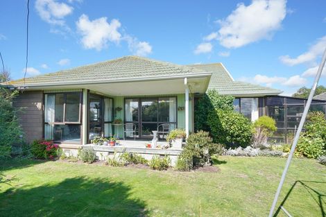Photo of property in 8 Quebec Place, Wainoni, Christchurch, 8061