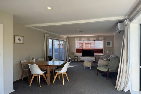 Photo of property in 21 Landsdowne Terrace, Cashmere, Christchurch, 8022