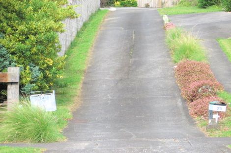 Photo of property in 1/24 Prince Regent Drive, Half Moon Bay, Auckland, 2012