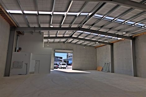 Photo of property in 8 Lismore Street, Strandon, New Plymouth, 4312