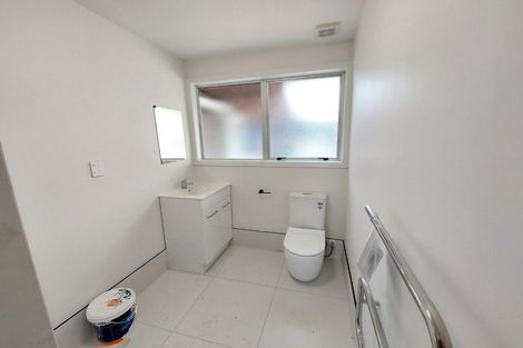 Photo of property in 2 Gallony Avenue, Massey, Auckland, 0614