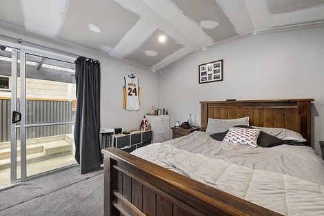 Photo of property in 55 Gemstone Drive, Birchville, Upper Hutt, 5018