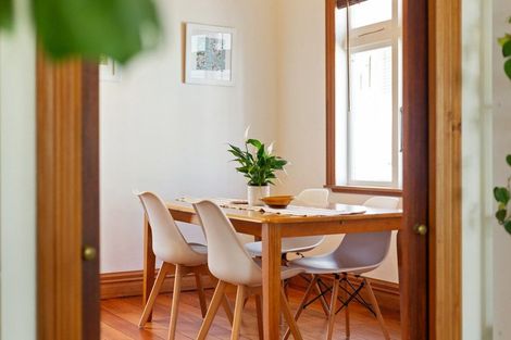 Photo of property in 81 Eden Street, Island Bay, Wellington, 6023