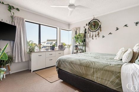 Photo of property in 4/10 Sutherland Avenue, Mount Maunganui, 3116