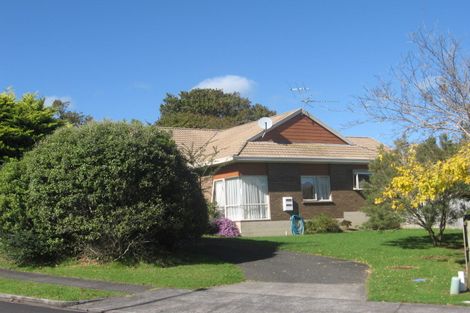 Photo of property in 9 Lochend Place, Highland Park, Auckland, 2010