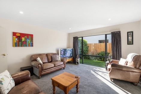 Photo of property in 54 Parade Court, Addington, Christchurch, 8024