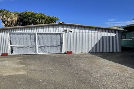 Photo of property in 27 Yearsley Place, Manurewa, Auckland, 2102