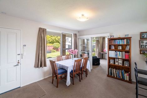 Photo of property in 12 Cowper Place, Avondale, Christchurch, 8061