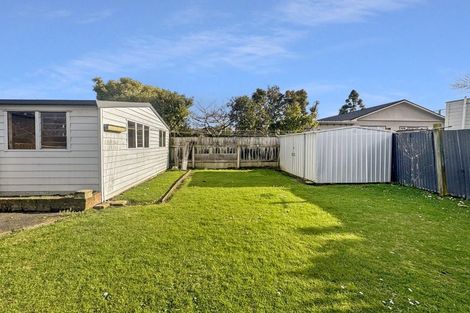Photo of property in 1 Parkes Avenue, Saint Johns Hill, Whanganui, 4501