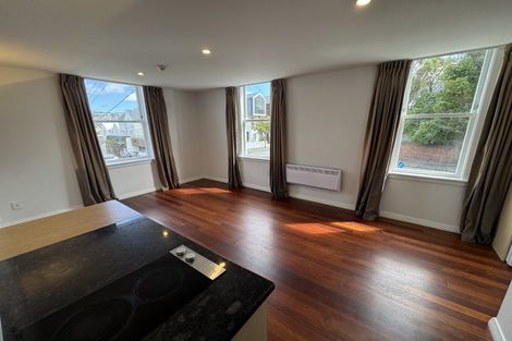Photo of property in 77 Brougham Street, Mount Victoria, Wellington, 6011