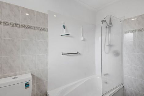 Photo of property in 4 Bronte Place, Whalers Gate, New Plymouth, 4310