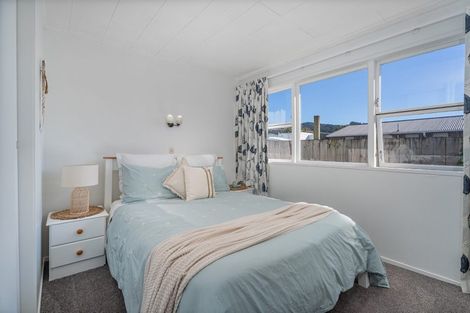 Photo of property in 5a Moewai Park Road, Whitianga, 3510