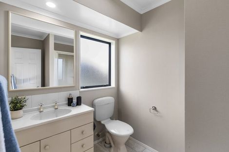 Photo of property in 14 Drumfearn Place, Rototuna, Hamilton, 3210