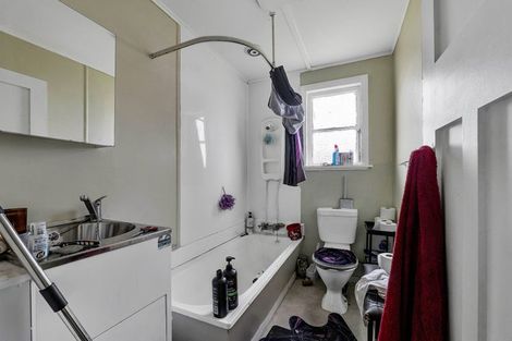 Photo of property in 2 Laurent Vc Street, Hawera, 4610