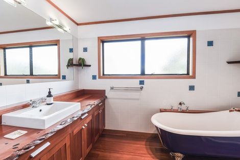 Photo of property in 161 Spencer Road, Lake Tarawera, Rotorua, 3076