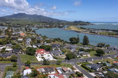 Photo of property in 14 Stewart Street, Raglan, 3225