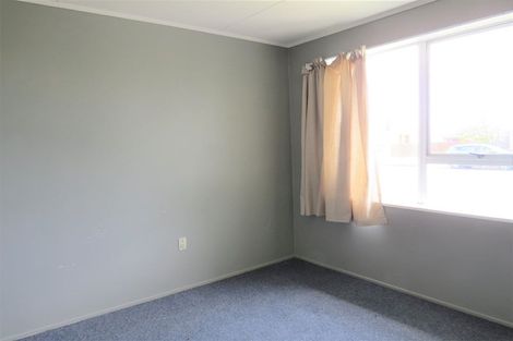 Photo of property in 32 Heather Street, Levin, 5510