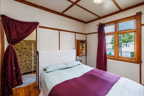 Photo of property in 42 Harris Street, Marton, 4710