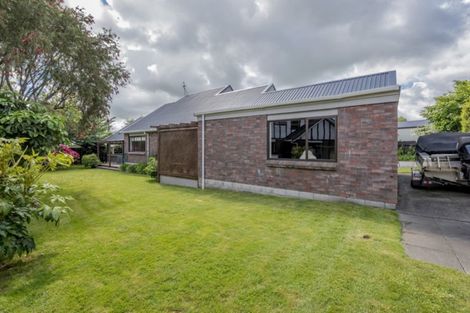 Photo of property in 15b Stuart Street, Levin, 5510