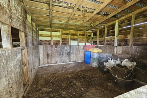 Photo of property in 56 Oparatai Road, Mangatainoka, Pahiatua, 4982