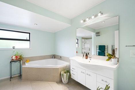 Photo of property in 10 Dunvegan Place, Dinsdale, Hamilton, 3204