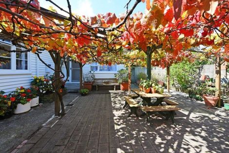 Photo of property in 3 Kapuranga Grove, Stokes Valley, Lower Hutt, 5019