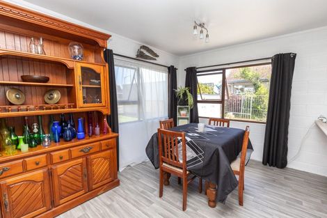 Photo of property in 50 Mahana Road, Ngatea, 3503