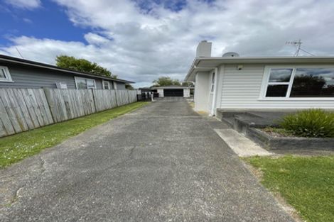 Photo of property in 23 Edwards Place, Terrace End, Palmerston North, 4410