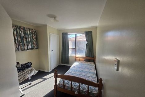 Photo of property in 10 Auburn Avenue, Upper Riccarton, Christchurch, 8041