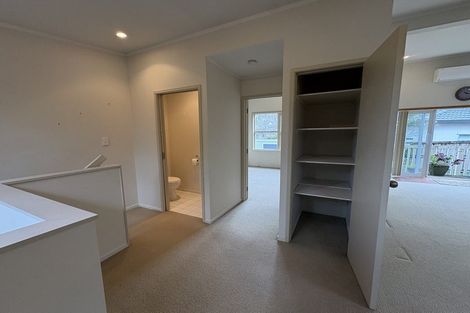Photo of property in 37a Seaton Road, Murrays Bay, Auckland, 0630