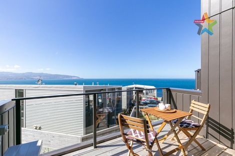 Photo of property in 12/52 High Street, Island Bay, Wellington, 6023