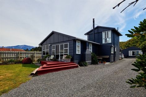 Photo of property in 13 South Bay Parade, South Bay, Kaikoura, 7300