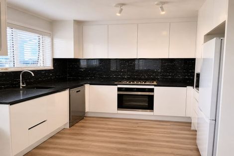 Photo of property in 3 Harrow Place, Manurewa, Auckland, 2102