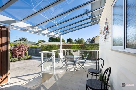 Photo of property in 40 Saint Ronans Avenue, Waterloo, Lower Hutt, 5011