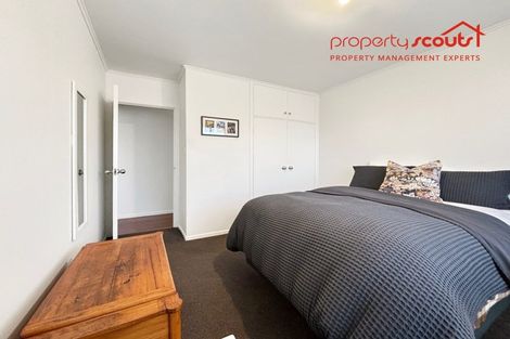 Photo of property in 2 May Avenue, Te Atatu South, Auckland, 0610