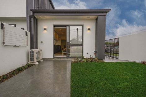 Photo of property in 4/2 Everard Street, Somerfield, Christchurch, 8024